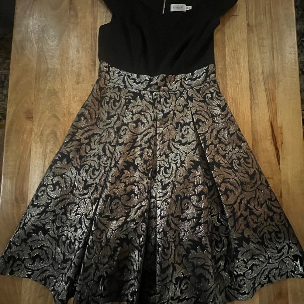 Eliza J Black Skirt with Gold Brocade Pattern
